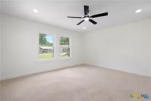 456 Magazine Ave, New Braunfels, TX 78130 - Photo 12