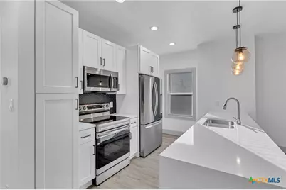 810 Iowa Street #1, San Antonio, TX 78203 - Photo 8