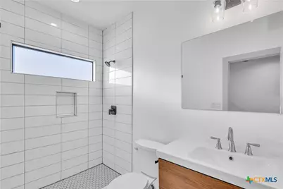 810 Iowa Street #1, San Antonio, TX 78203 - Photo 14