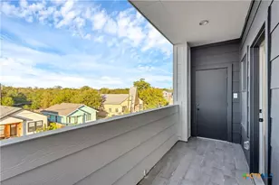 810 Iowa St, San Antonio, TX 78203 - Photo 24