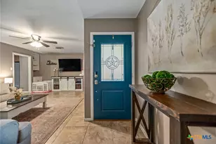 535 Travis St, Port Lavaca, TX 77979 - Photo 4