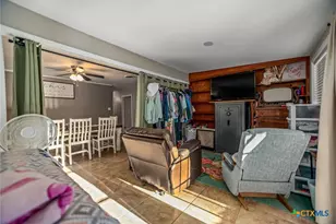 535 Travis St, Port Lavaca, TX 77979 - Photo 24