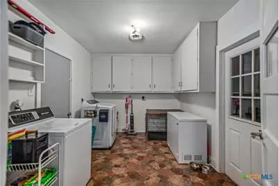 535 Travis Street, Port Lavaca, TX 77979 - Photo 28