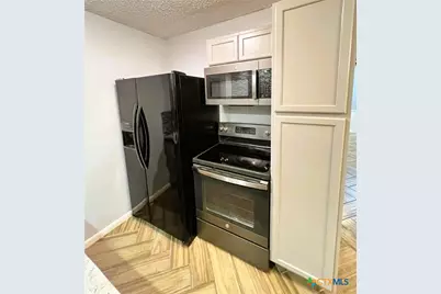 1901 N 10th Street #9, Killeen, TX 76541 - Photo 4