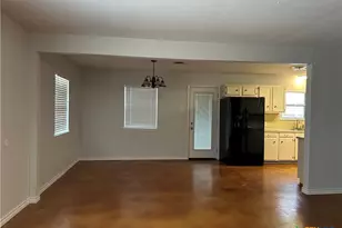 1313 Fieldcrest, New Braunfels, TX 78130 - Photo 6