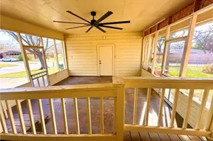 113 E Young Ave, Temple, TX 76501 - Photo 30