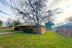 113 E Young Ave, Temple, TX 76501 - Photo 2