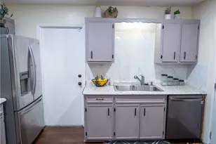 3303 Flamingo Dr, Victoria, TX 77901 - Photo 4