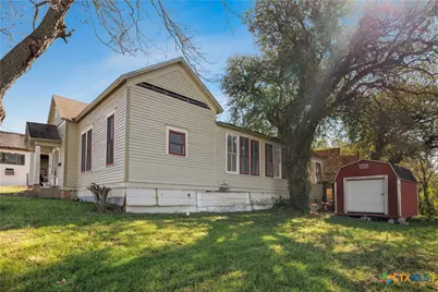 403 W Juan Linn Street, Victoria, TX 77901 - Photo 28