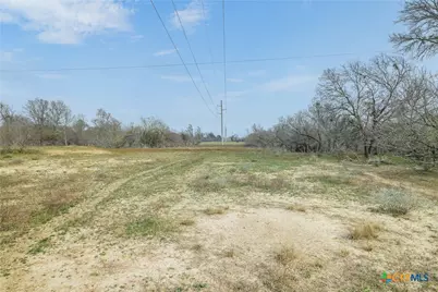 1144 Treetop Lane, Luling, TX 78648 - Photo 20
