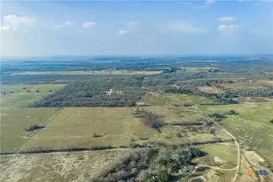 1144 Treetop Ln, Luling, TX 78648 - Photo 34