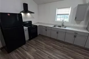 810 S Cameron St, Victoria, TX 77901 - Photo 24
