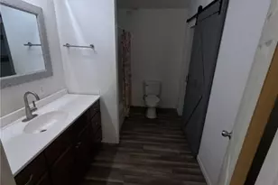 810 S Cameron St, Victoria, TX 77901 - Photo 22