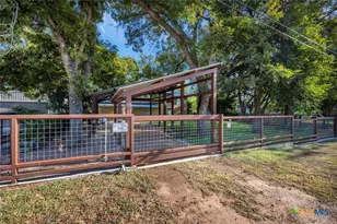 1100 Long Mountain Dr, Burnet, TX 78611 - Photo 26