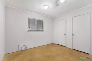 222 Redbud Ln, New Braunfels, TX 78130 - Photo 18