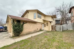 1128 Royal Crest Dr, Killeen, TX 76549 - Photo 1