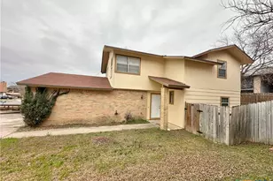 1128 Royal Crest Dr, Killeen, TX 76549 - Photo 2