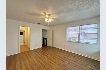 1128 Royal Crest Drive, Killeen, TX 76549 - Photo 32