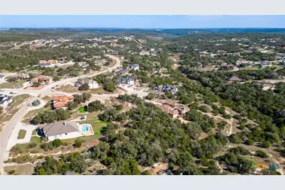 1013 Napoli, New Braunfels, TX 78132 - Photo 8