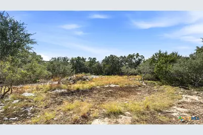 1013 Napoli, New Braunfels, TX 78132 - Photo 2