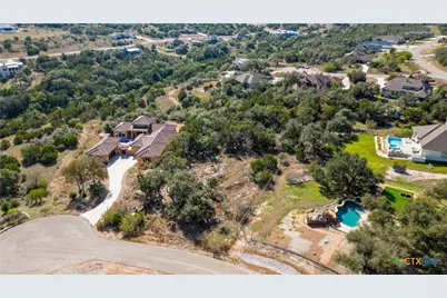 1013 Napoli, New Braunfels, TX 78132 - Photo 6