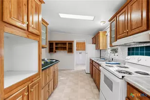 900 Co Rd 304, Bertram, TX 78605 - Photo 18