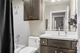 916 Cumberland St, McGregor, TX 76657 - Photo 16