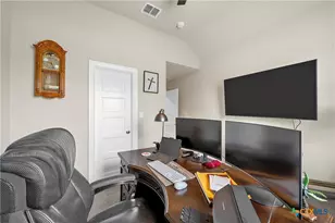 916 Cumberland St, McGregor, TX 76657 - Photo 20