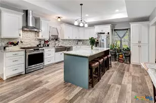 114 S Washington, El Campo, TX 77437 - Photo 10