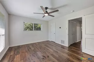 21 Royal Crest, New Braunfels, TX 78130 - Photo 20