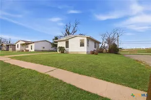 958 Fannin Loop, Temple, TX 76501 - Photo 4