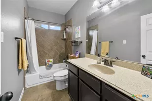 525 Pecan Farms, New Braunfels, TX 78130 - Photo 18