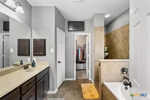 525 Pecan Farms, New Braunfels, TX 78130 - Photo 16