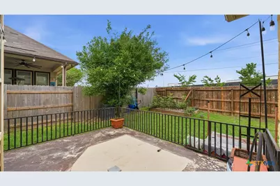 525 Pecan Farms, New Braunfels, TX 78130 - Photo 10
