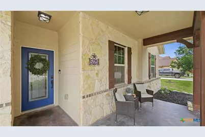 525 Pecan Farms, New Braunfels, TX 78130 - Photo 6