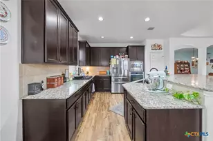 525 Pecan Farms, New Braunfels, TX 78130 - Photo 18