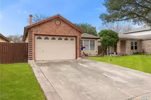 6831 Celes Meadow Dr, Converse, TX 78109 - Photo 2