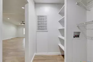 4504 Atlantis Dr, Austin, TX 78725 - Photo 32