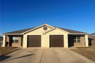 1401 Loyal Ln, Killeen, TX 76549 - Photo 2