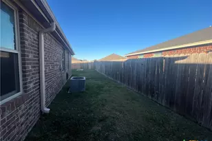 1401 Loyal Ln, Killeen, TX 76549 - Photo 22