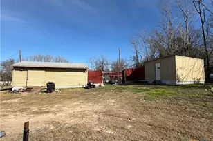 609 E Henry, Hamilton, TX 76531 - Photo 36