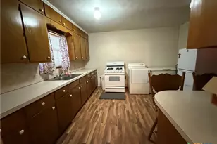 609 E Henry, Hamilton, TX 76531 - Photo 10