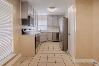 508 Queenswood Trail, Victoria, TX 77901 - Photo 12