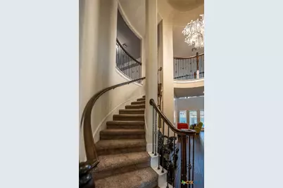 2901 Glen View, Seguin, TX 78155 - Photo 6