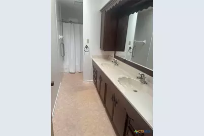 6 Ramona Lane, Victoria, TX 77904 - Photo 8