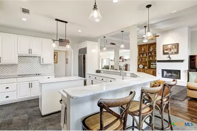 300 Champions Drive, Georgetown, TX 78628 - Photo 12