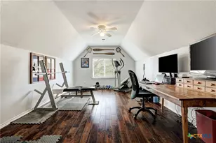 300 Champions Dr, Georgetown, TX 78628 - Photo 26