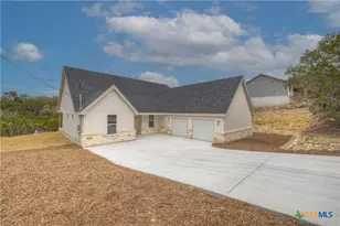 328 Compass Rose, Canyon Lake, TX 78133 - Photo 2