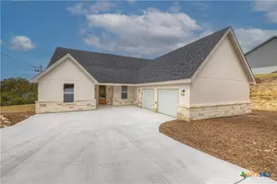 328 Compass Rose, Canyon Lake, TX 78133 - Photo 2
