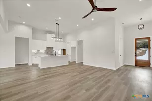 328 Compass Rose, Canyon Lake, TX 78133 - Photo 6